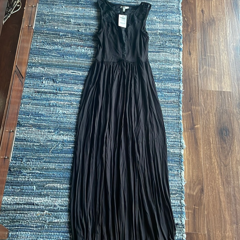 Charlotte Russe laced Maxi Dress
